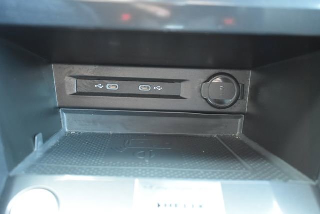 Used 2022 Volkswagen Tiguan SE R-Line image 27