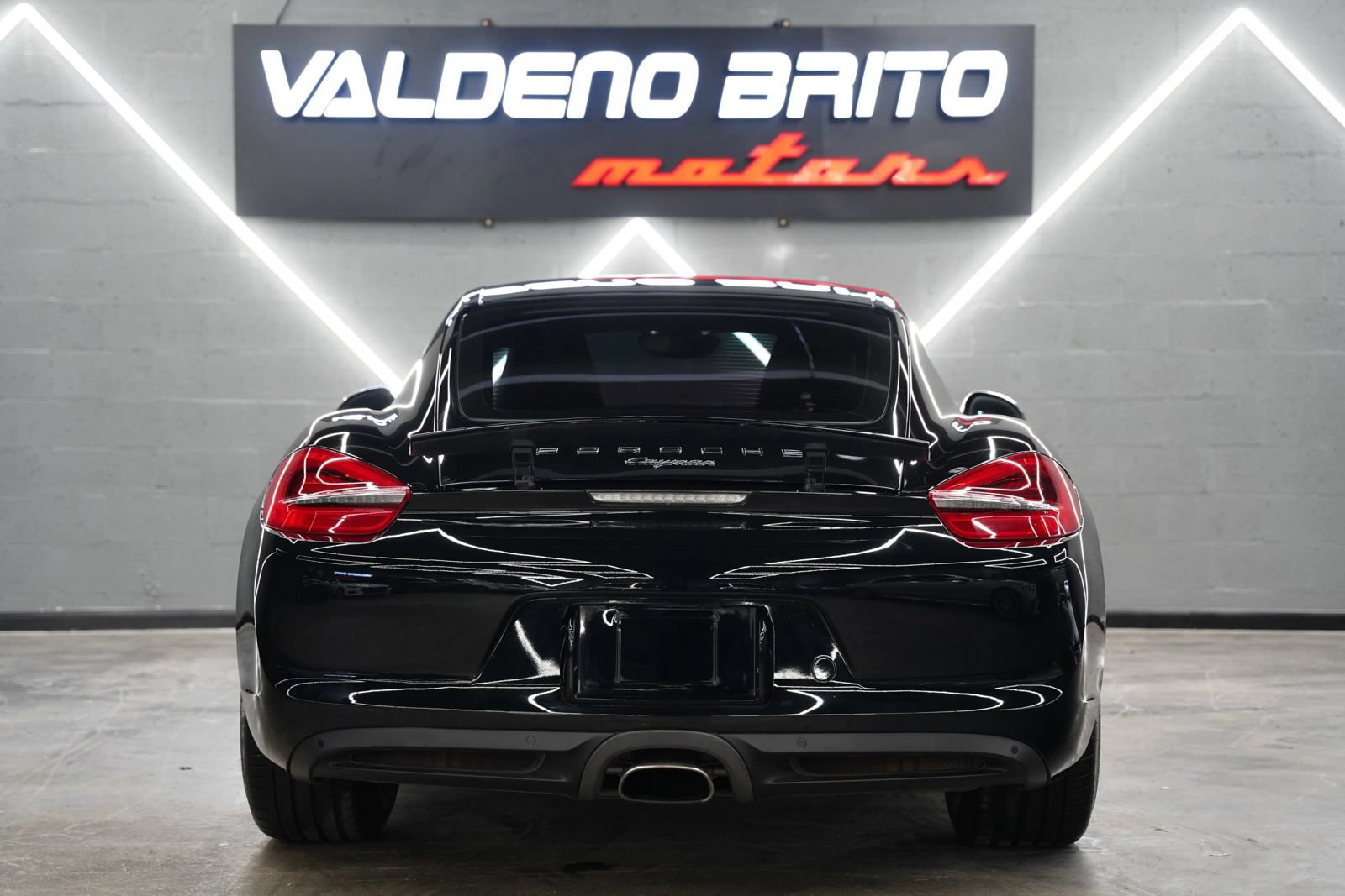 Used 2016 Porsche Cayman RWD image 18