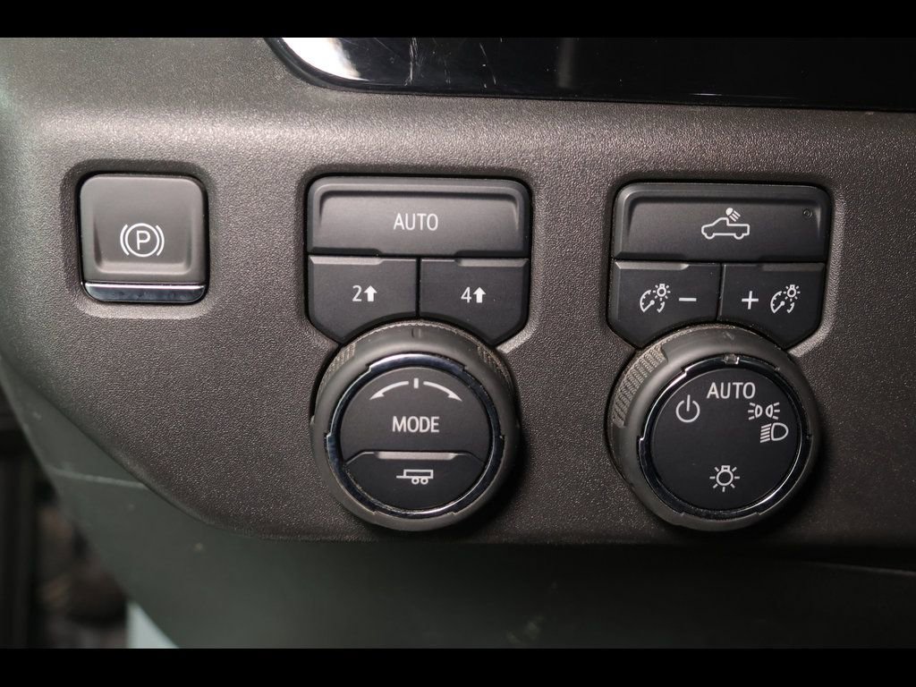 Used 2024 Chevrolet Silverado 1500 LT image 14