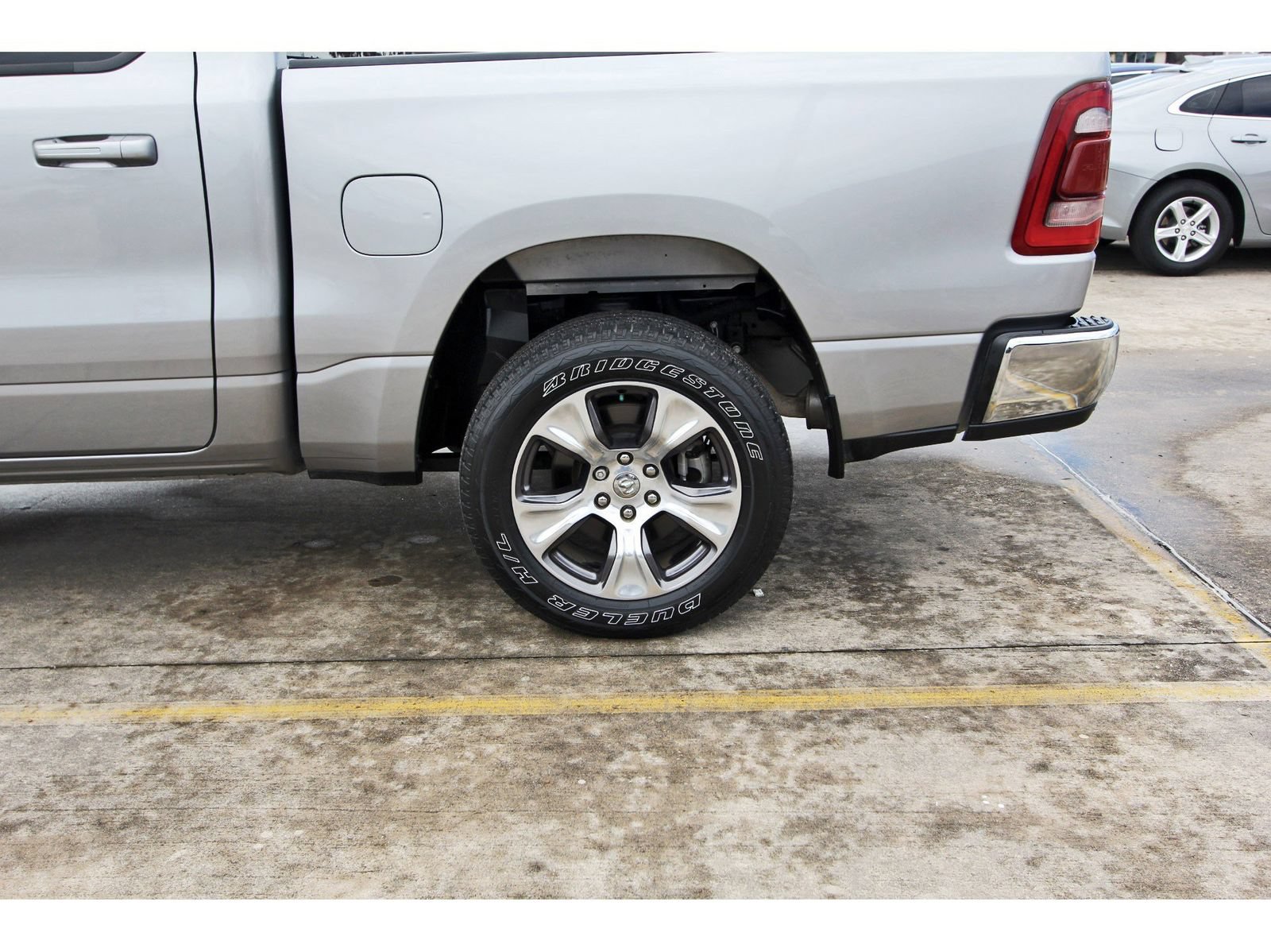 Used 2024 RAM 1500 Laramie AWD/4WD image 31