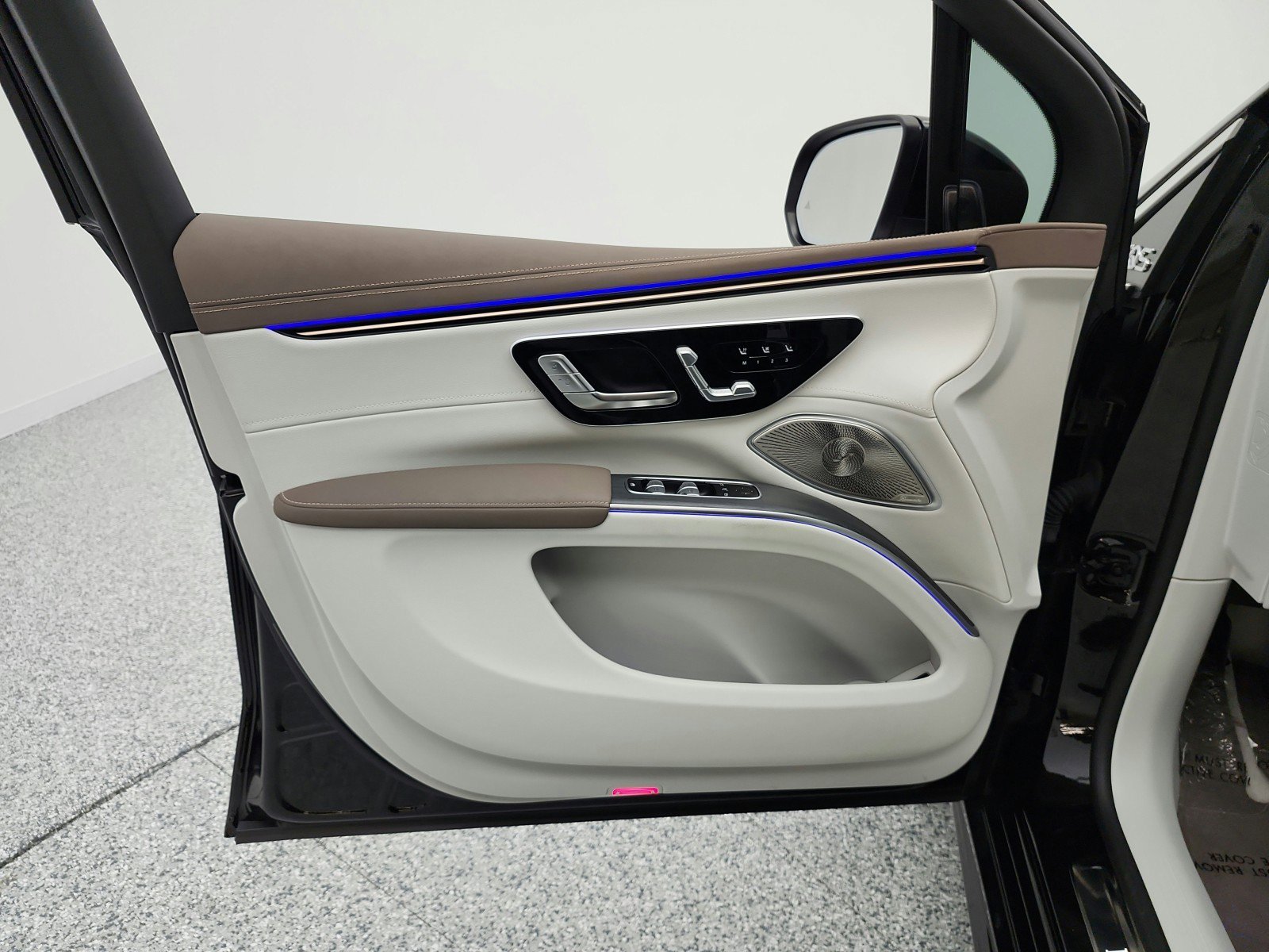 Certified 2023 Mercedes-Benz EQS 580 4MATIC SUV image 14