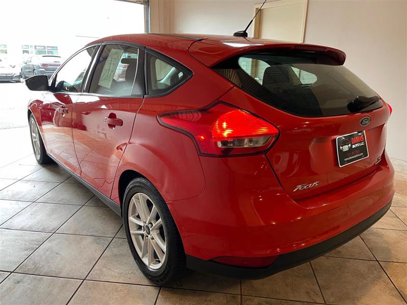 Used 2015 Ford Focus SE FWD image 41