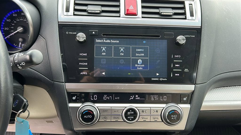 Used 2017 Subaru Outback 2.5i Premium AWD/4WD image 17