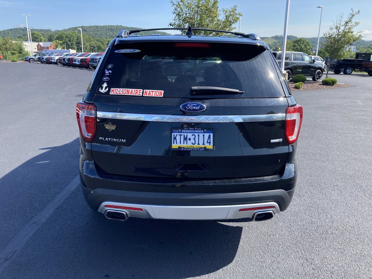Used 2017 Ford Explorer Platinum AWD/4WD image 6