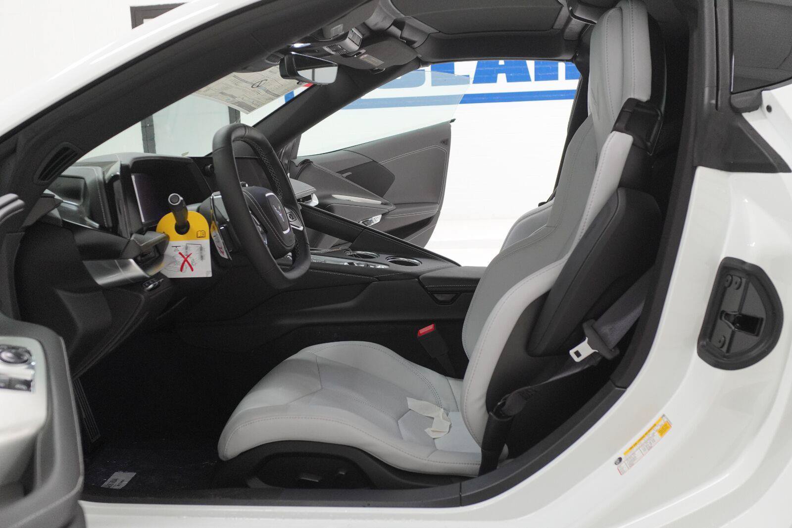 New 2027 Chevrolet Corvette Z06 RWD image 5