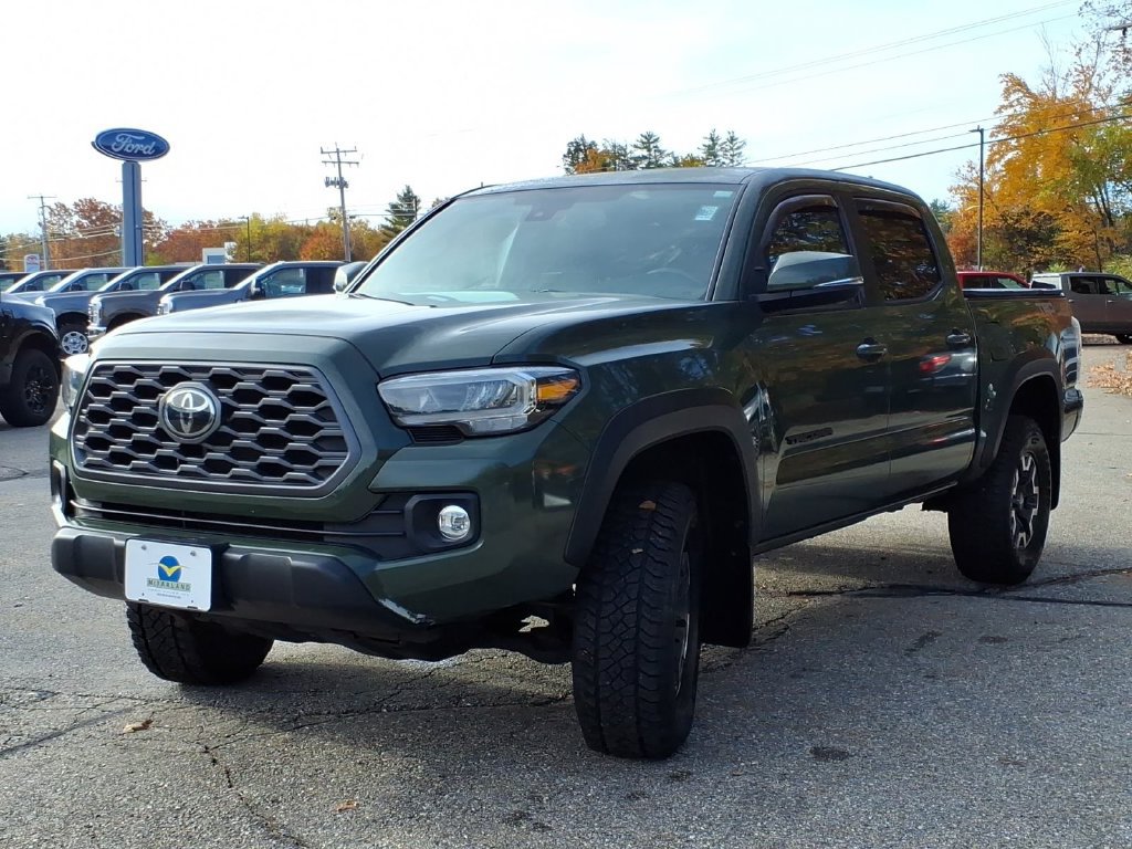 Used 2021 Toyota Tacoma TRD Off-Road w/ TRD Premium Off Road Package AWD/4WD image 7