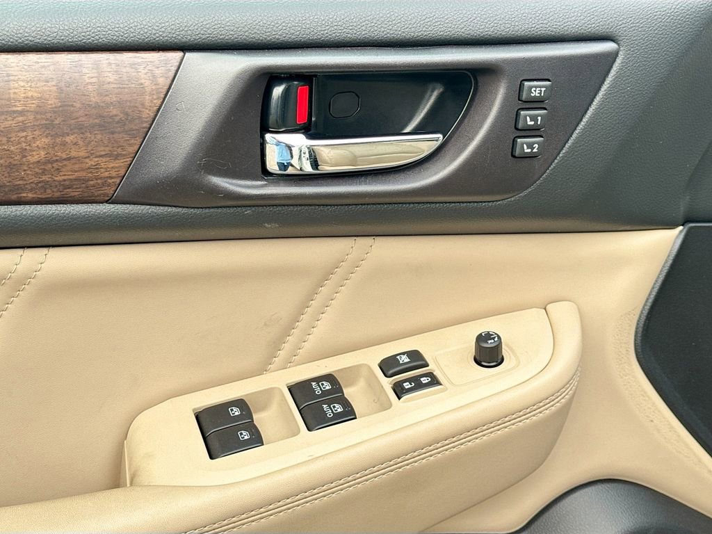 Used 2018 Subaru Outback 3.6R Limited image 23