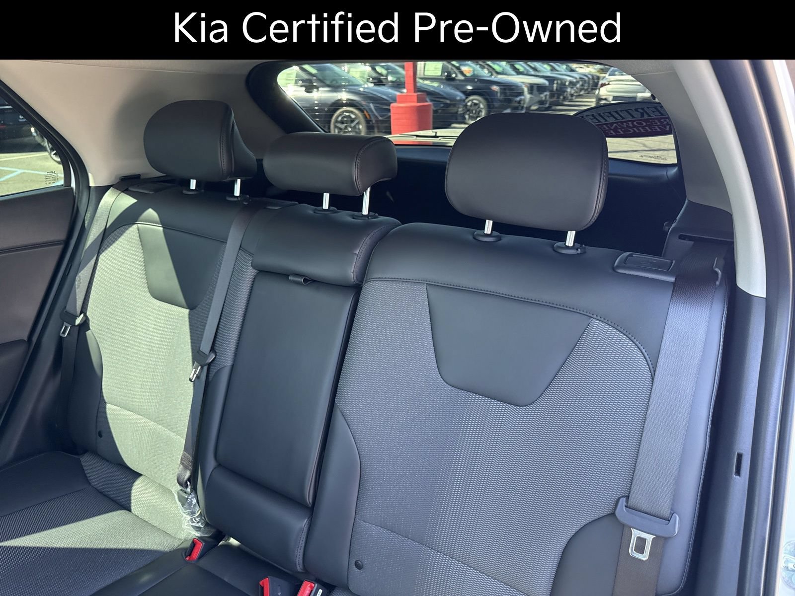 Certified 2025 Kia Niro EX Touring FWD image 24