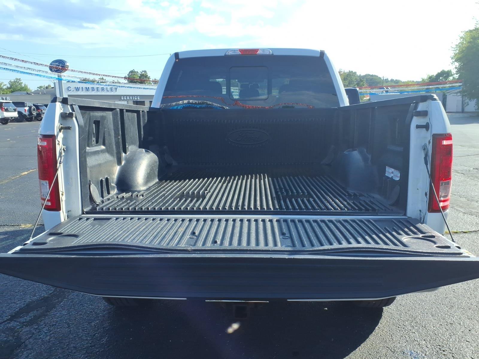 Used 2017 Ford F150 XLT w/ Equipment Group 302A Luxury AWD/4WD image 8