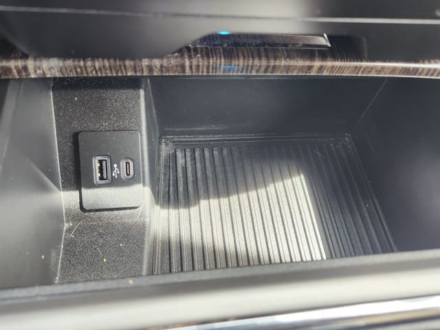 Used 2021 Ford F250 Lariat w/ Lariat Value Package image 33