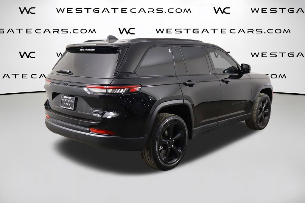 Used 2024 Jeep Grand Cherokee Limited w/ Black Appearance Package image 58