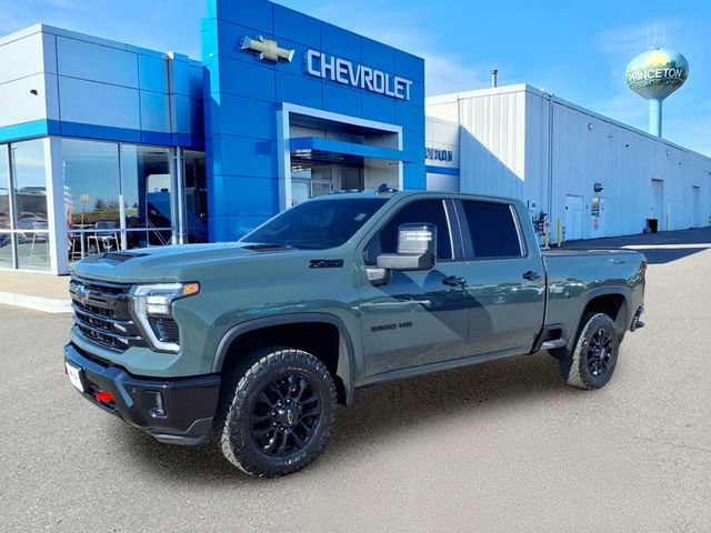 Used 2026 Chevrolet Silverado 3500 LT w/ Trail Boss Package AWD/4WD image 8