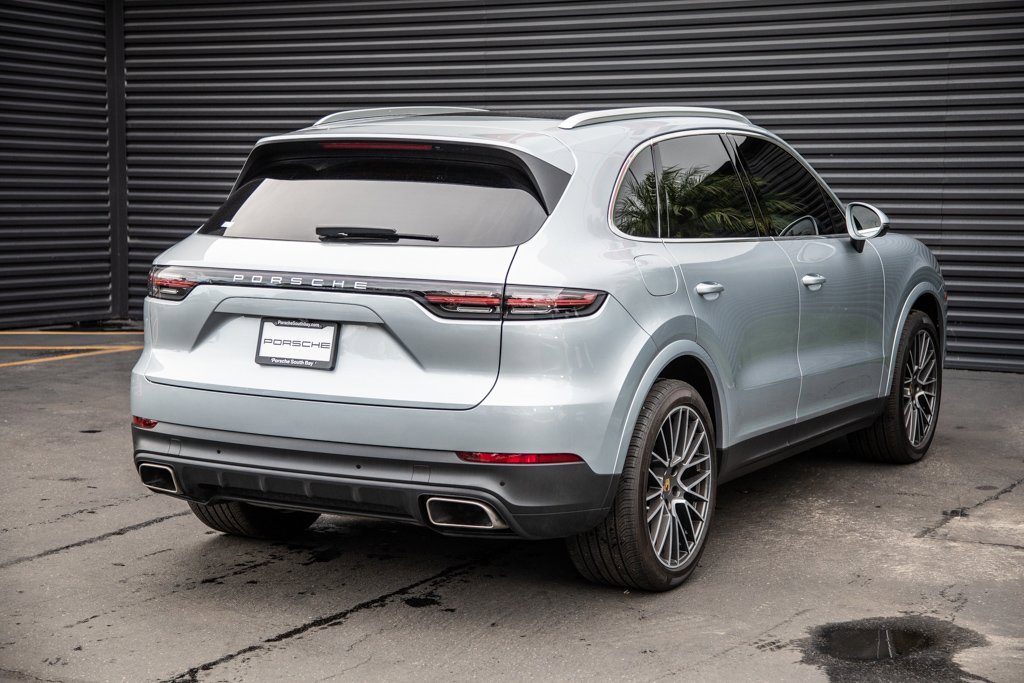 Certified 2023 Porsche Cayenne image 10