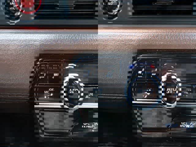 Certified 2025 Honda Pilot Elite image 28