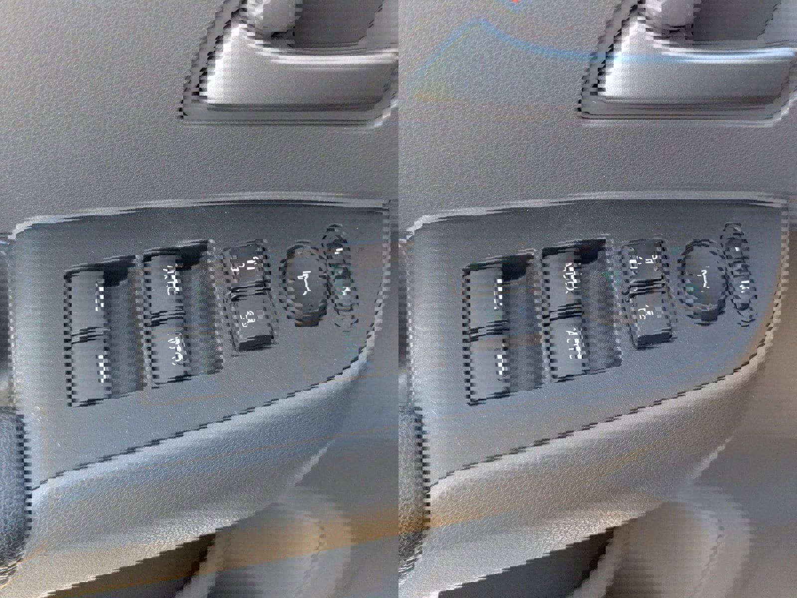 Used 2012 Honda Odyssey EX-L image 25