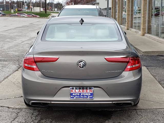 Used 2017 Buick LaCrosse Preferred image 4