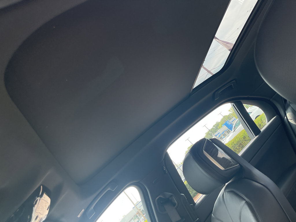 Used 2024 BMW 740i xDrive image 16