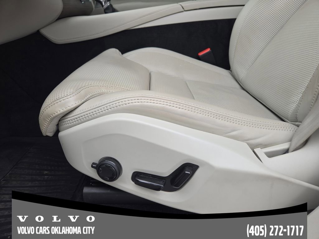 Used 2022 Volvo XC90 T6 Inscription w/ Lounge Package AWD/4WD image 23