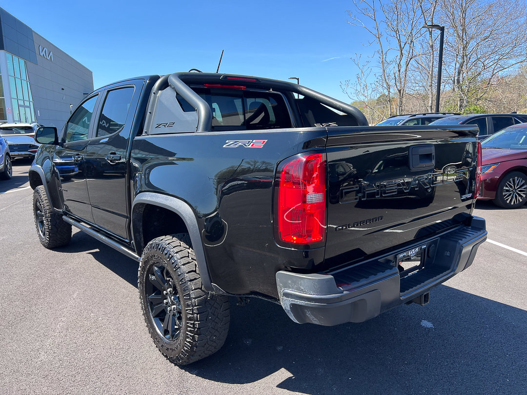 Used 2022 Chevrolet Colorado ZR2 w/ ZR2 Midnight Special Edition AWD/4WD image 3