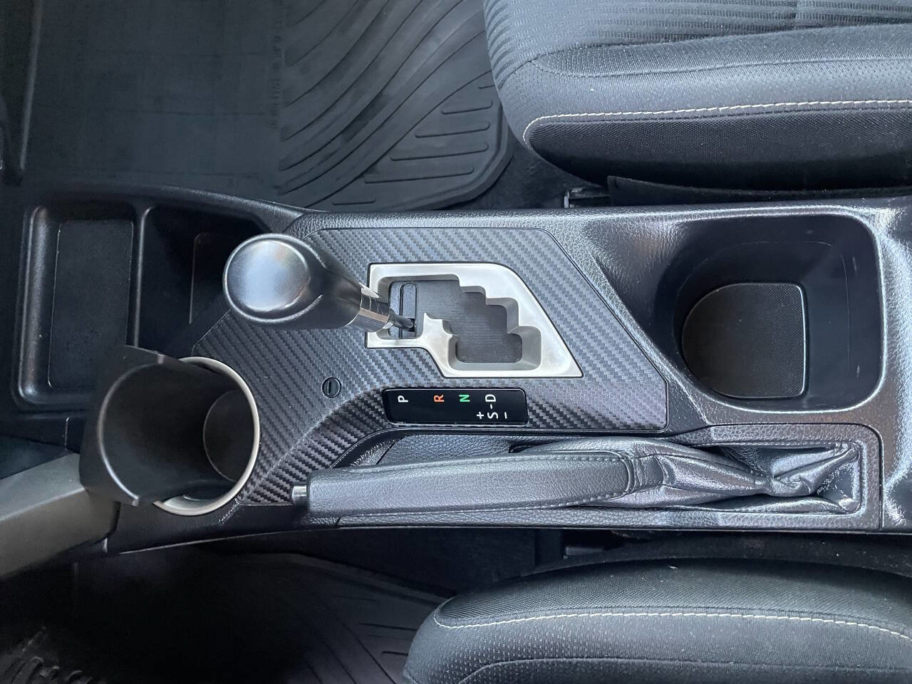 Used 2015 Toyota RAV4 XLE image 27