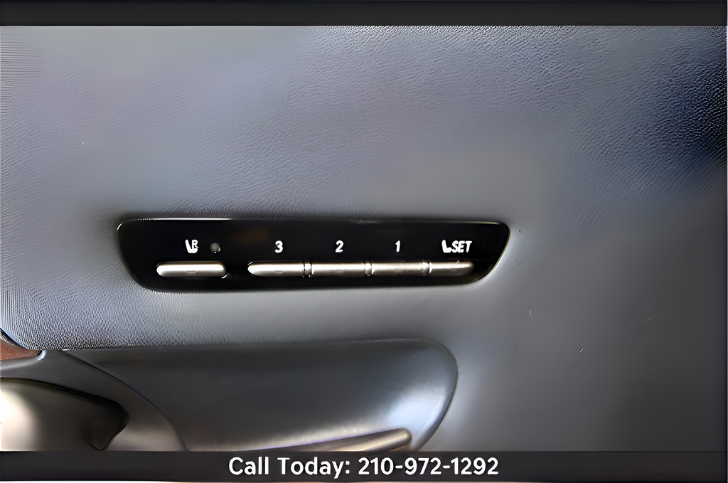 Used 2022 Lexus LS 500 RWD image 23