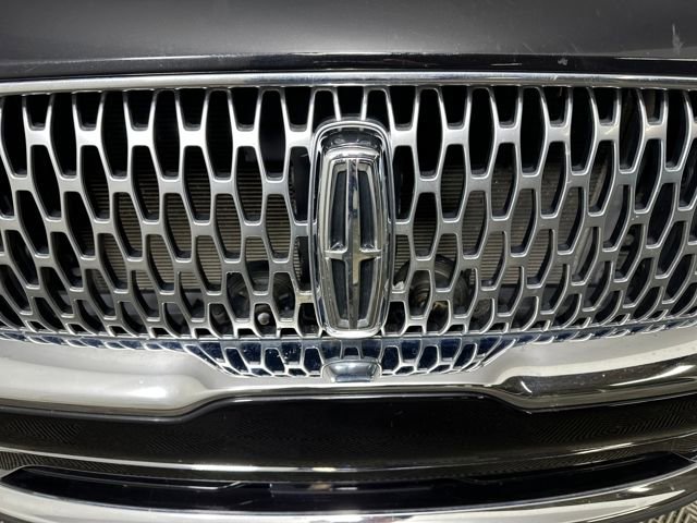 Used 2023 Lincoln Nautilus Reserve w/ Class II Trailer Tow Package image 9