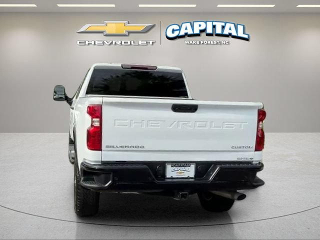 Used 2025 Chevrolet Silverado 2500 Custom w/ Custom Value Package AWD/4WD image 4