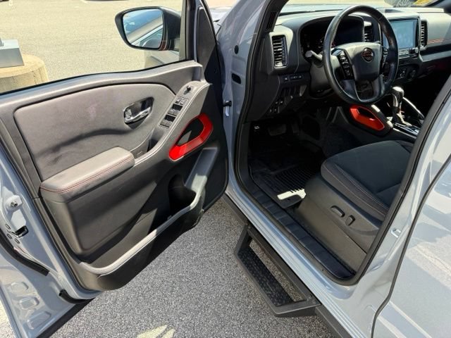 Certified 2024 Nissan Frontier PRO-4X w/ Off-Road Protection Package AWD/4WD image 14