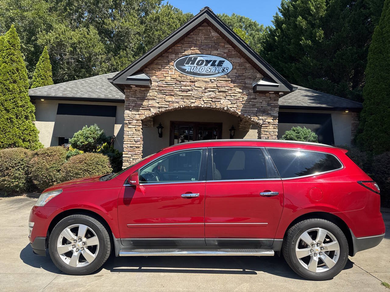 Used 2014 Chevrolet Traverse LTZ AWD/4WD image 1