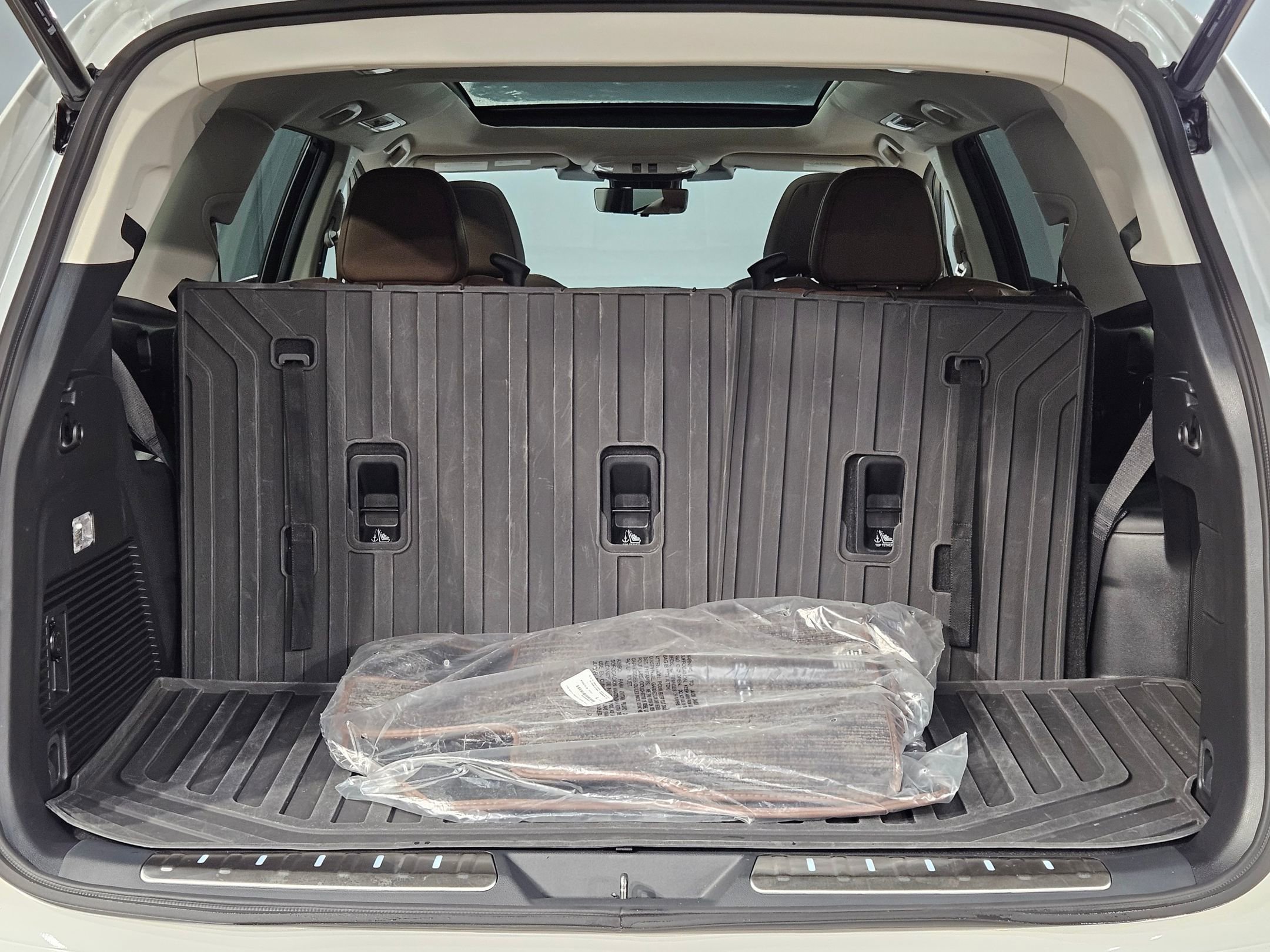 Used 2024 Subaru Ascent Touring image 18