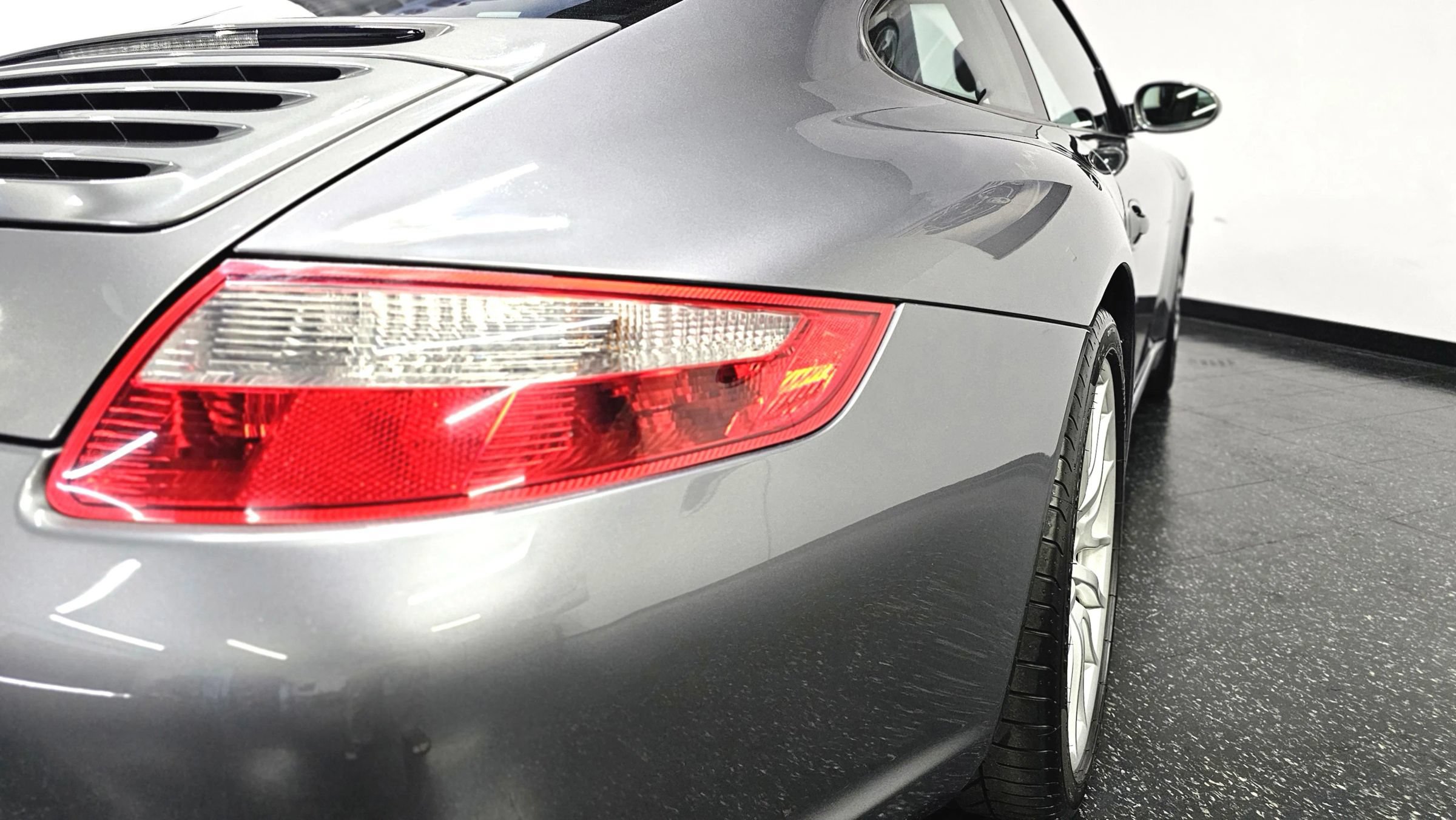 Used 2007 Porsche 911 Carrera S RWD image 35