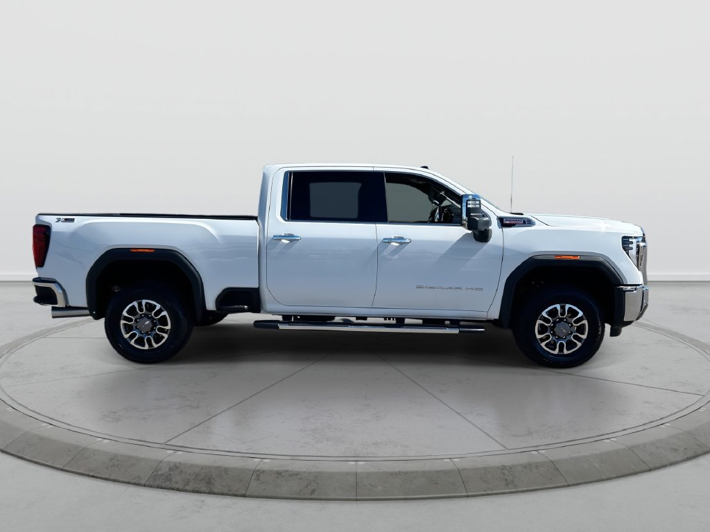 Used 2025 GMC Sierra 2500 SLT w/ SLT Premium Package AWD/4WD image 9