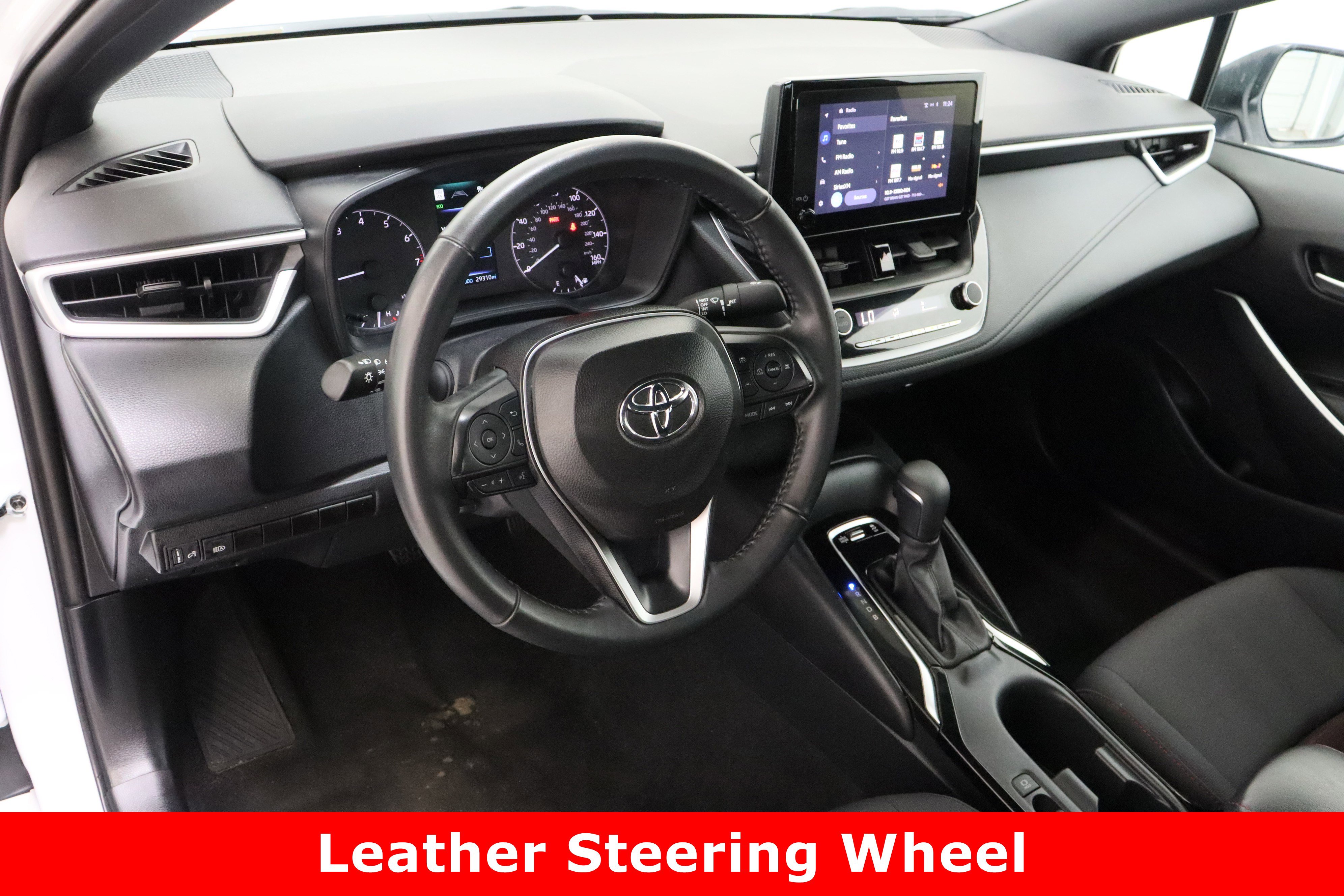 Certified 2025 Toyota Corolla SE image 13