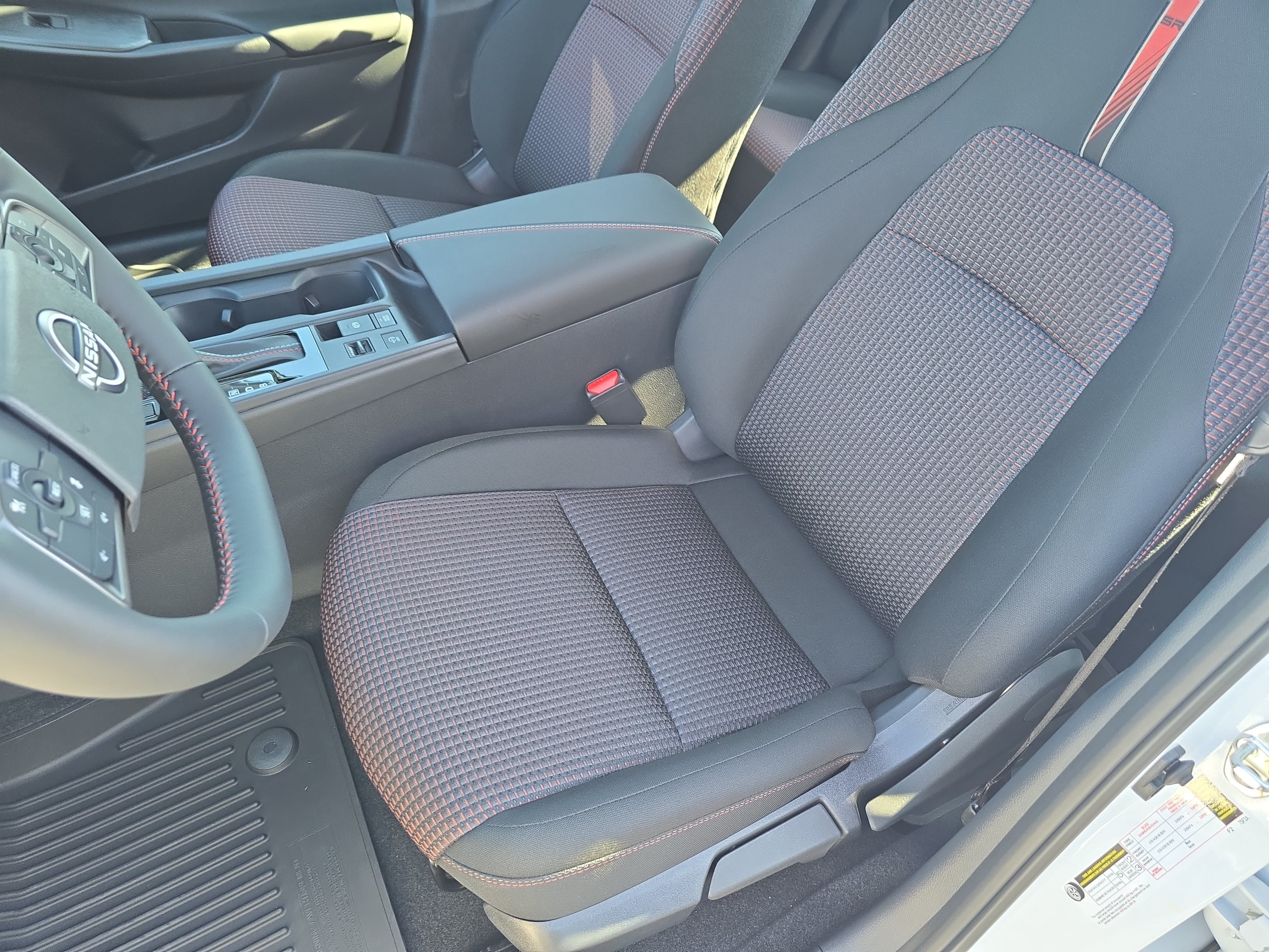New 2027 Nissan Sentra SR w/ Floor Mat Package FWD image 14