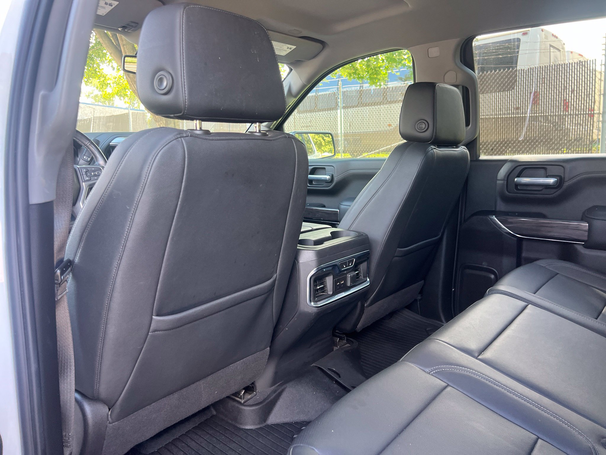 Used 2021 Chevrolet Silverado 1500 LTZ AWD/4WD image 13