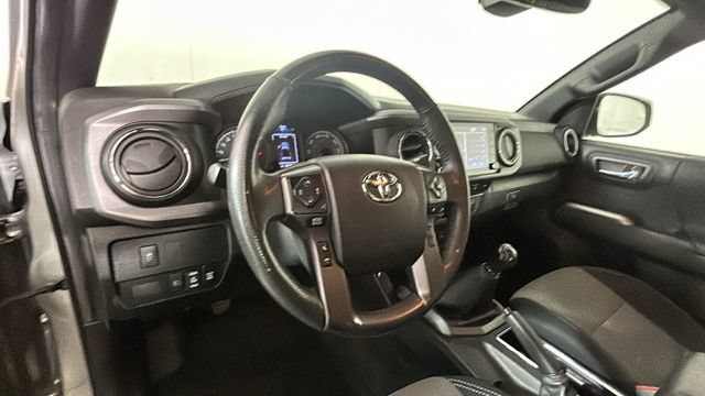 Used 2022 Toyota Tacoma TRD Sport w/ TRD Premium Sport Package AWD/4WD image 13