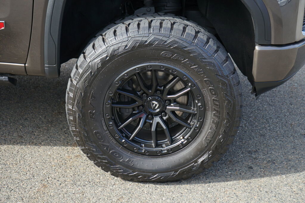 Used 2019 GMC Sierra 1500 AT4 w/ AT4 Premium Package image 12