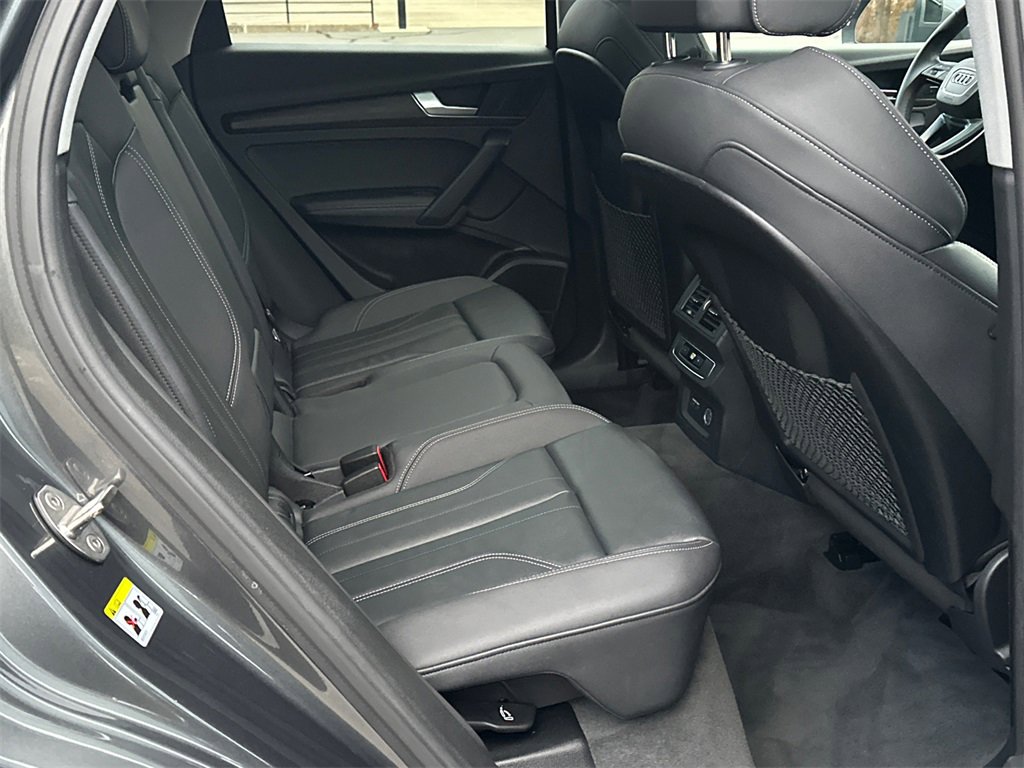 Used 2024 Audi Q5 2.0T Premium Plus image 17