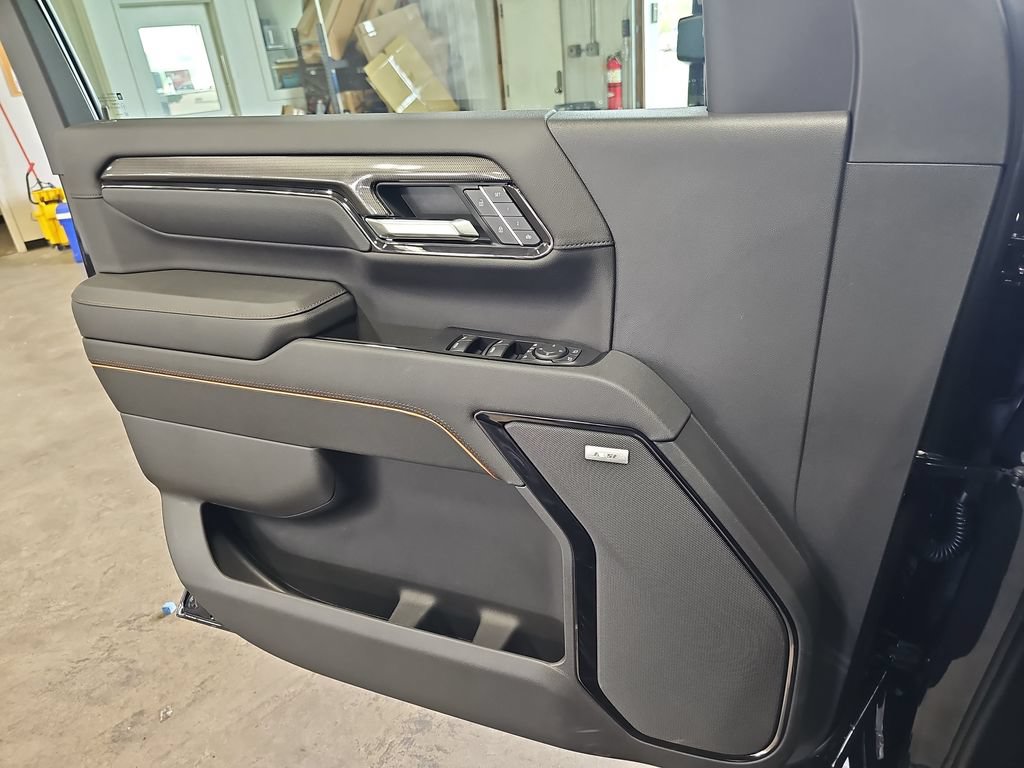 New 2026 GMC Sierra 3500 AT4 w/ AT4 Premium Plus Package AWD/4WD image 27