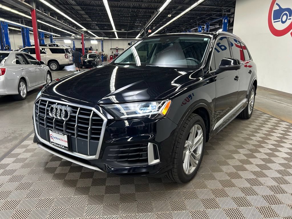 Used 2020 Audi Q7 3.0T Premium Plus w/ Premium Plus Package AWD/4WD image 3