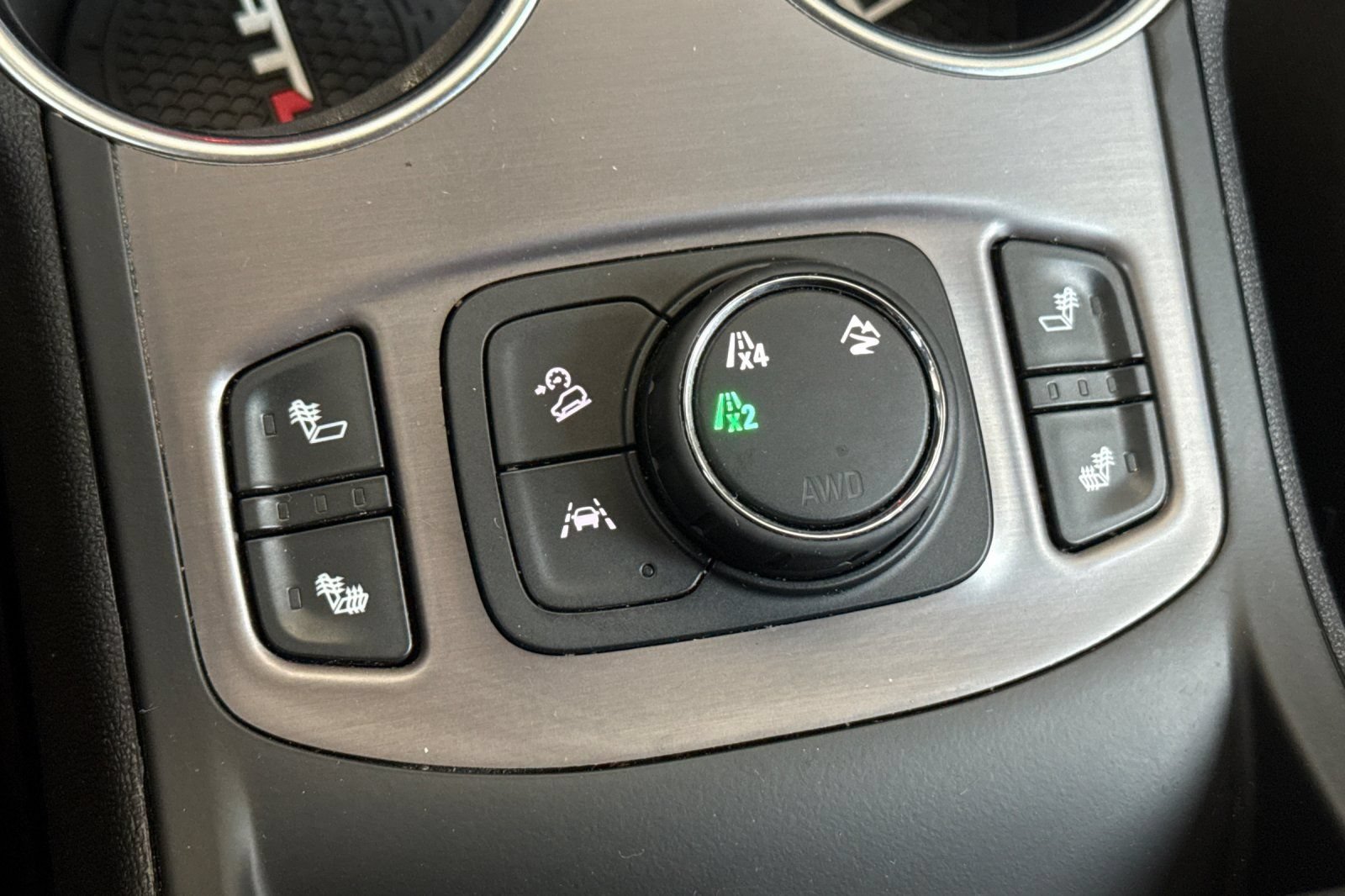 Used 2024 GMC Terrain AT4 w/ LPO, Floor Liner Package AWD/4WD image 30
