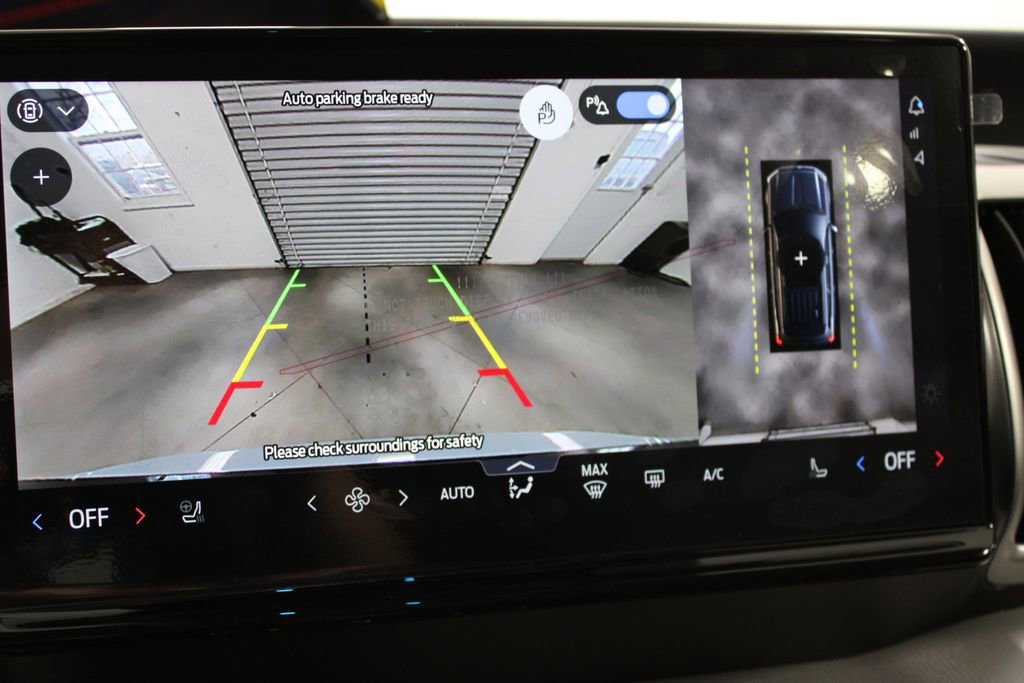 New 2026 Ford Expedition Active image 55