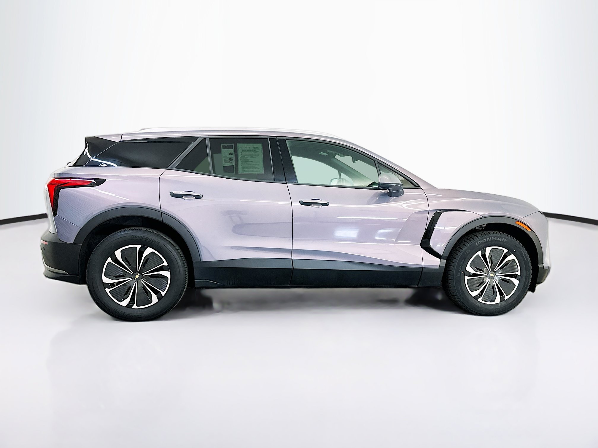 Used 2024 Chevrolet Blazer EV LT AWD/4WD image 10