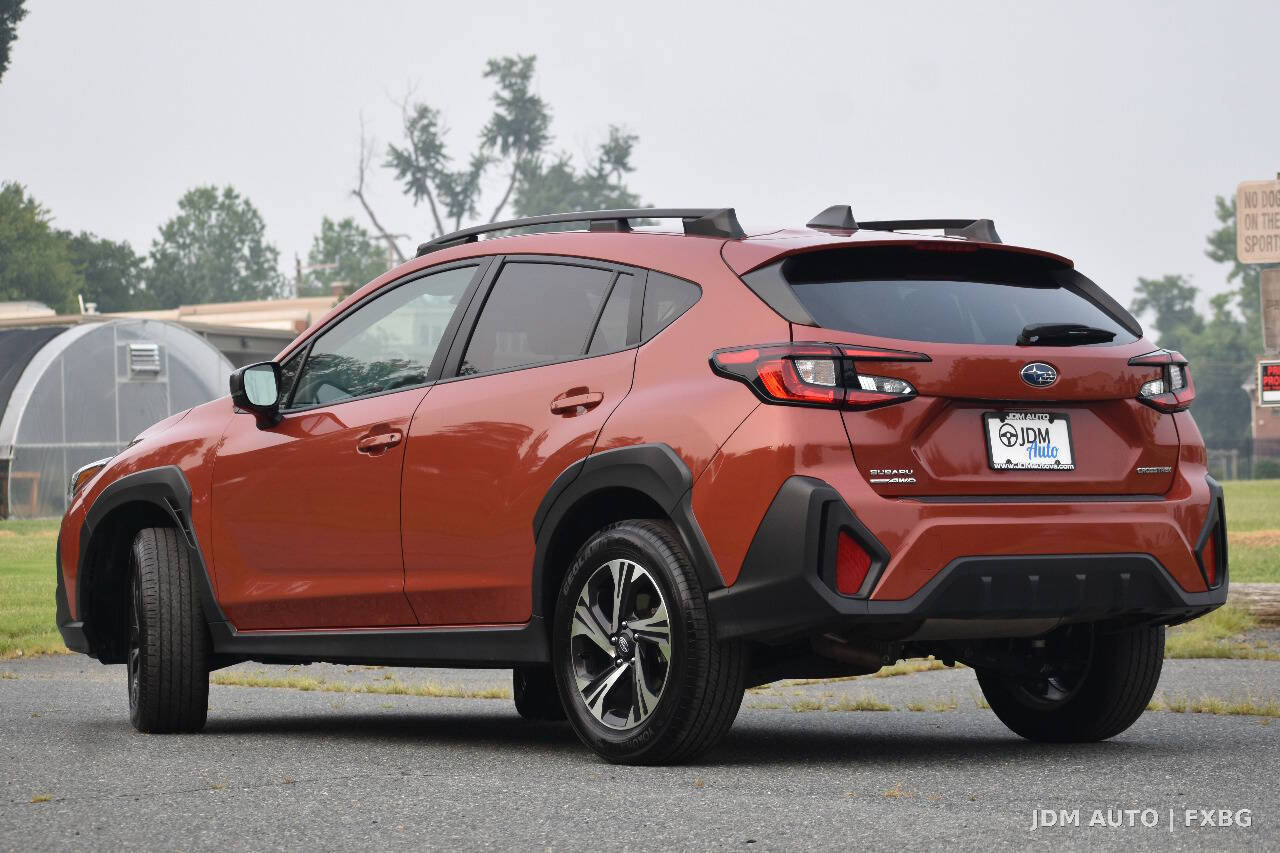 Used 2024 Subaru Crosstrek 2.0i Premium w/ Crosstrek Mirror Package AWD/4WD image 7