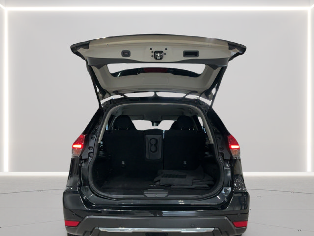 Used 2020 Nissan Rogue SV AWD/4WD image 22