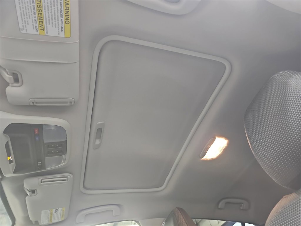 Used 2024 Subaru Crosstrek 2.0i Premium image 28