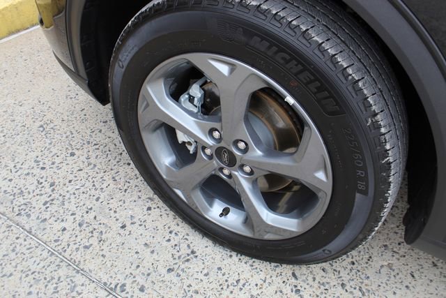 Used 2025 Ford Escape ST-Line image 3