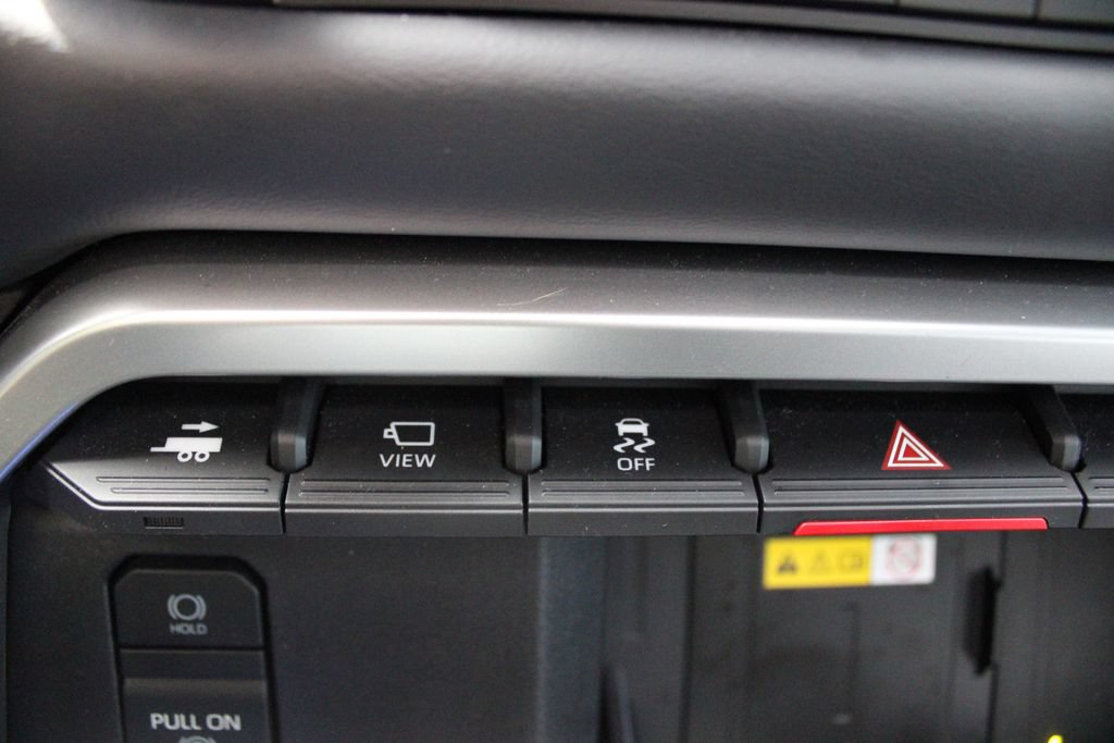 Certified 2023 Toyota Sequoia Platinum AWD/4WD image 41