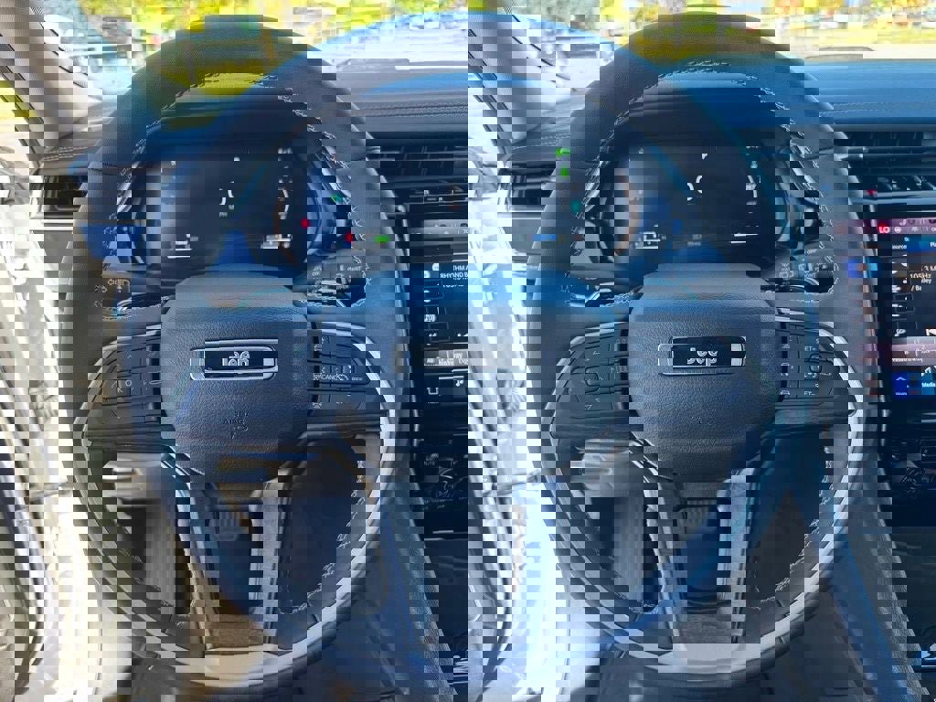 Used 2022 Jeep Grand Cherokee Limited 4xe image 20