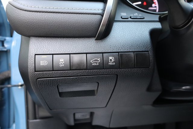 Used 2024 Toyota Camry SE image 21